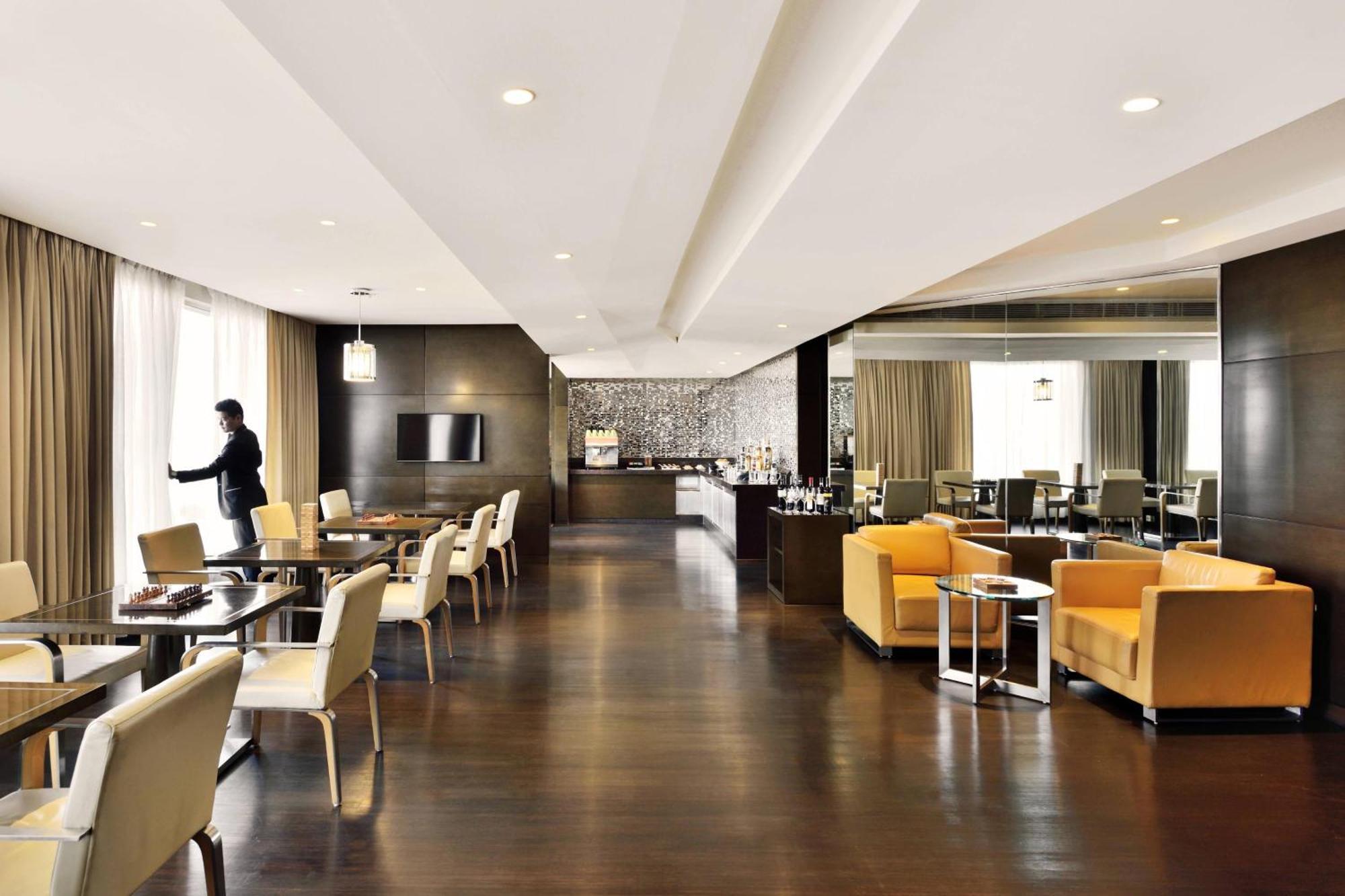 Courtyard By Marriott Pune Hinjewadi Pimpri-Chinchwad Extérieur photo